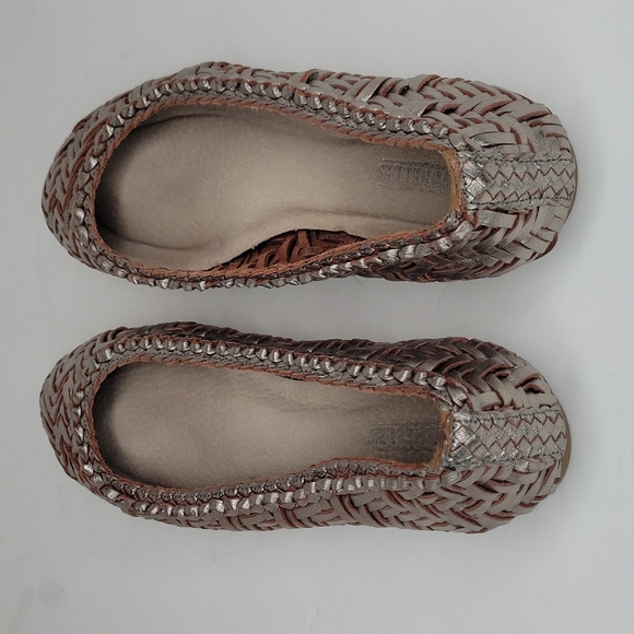 SEYCHELLES Pewter Ballet Flats Woven Metallic Leather 7M - Picture 4 of 16